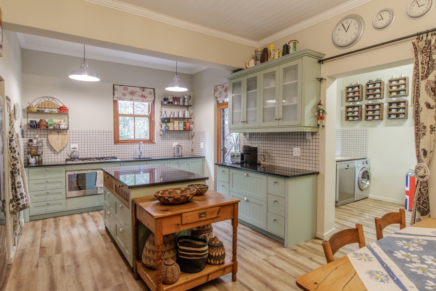 4 Bedroom Property for Sale in Riebeek Kasteel Western Cape
